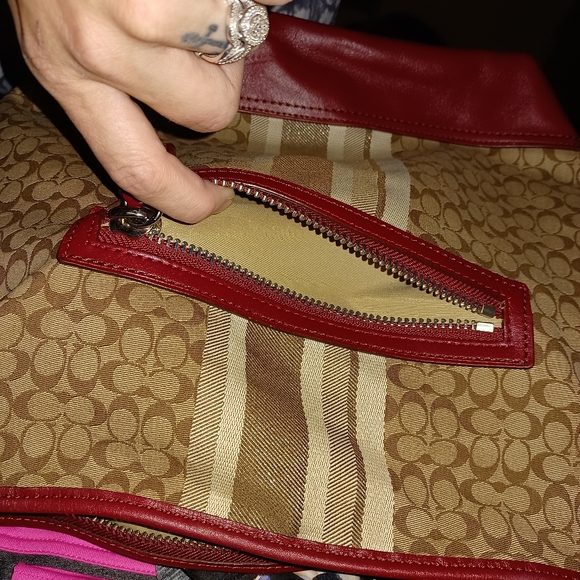 Coach purse - Picture 9 of 9